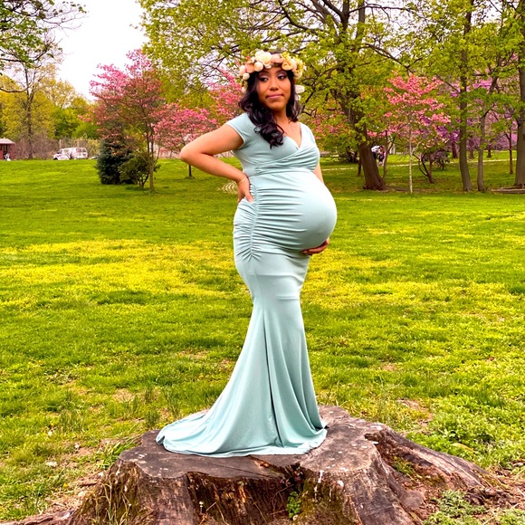 Pinkblush Dresses & Skirts - Pinkblush Maternity dress‼️